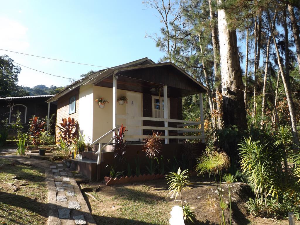 Pousada Quintal Das Pedras Penedo  Rom bilde