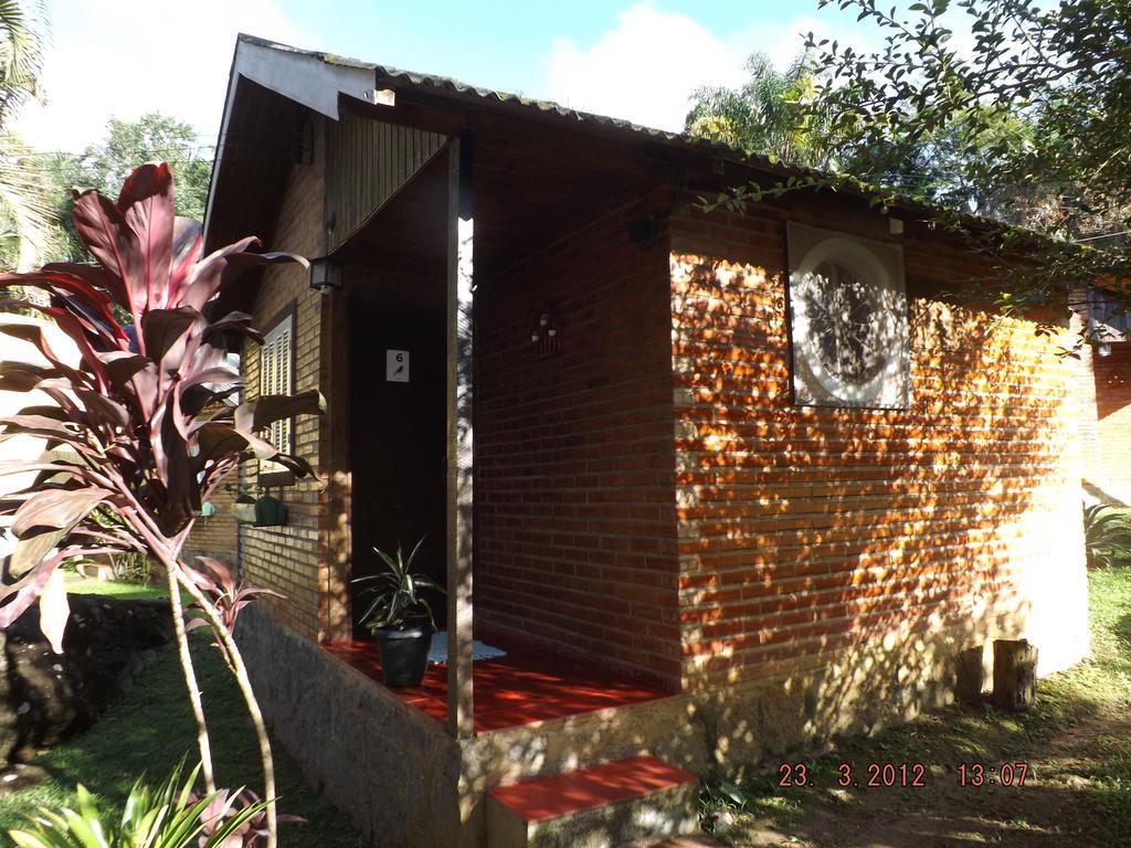 Pousada Quintal Das Pedras Penedo  Rom bilde