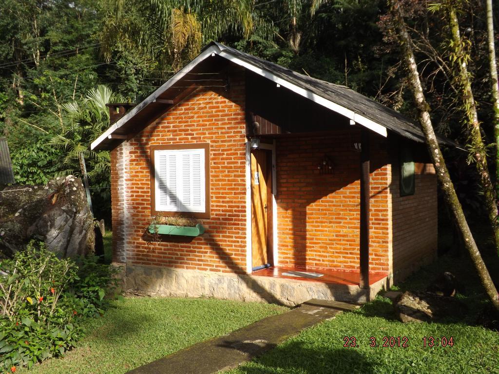 Pousada Quintal Das Pedras Penedo  Rom bilde
